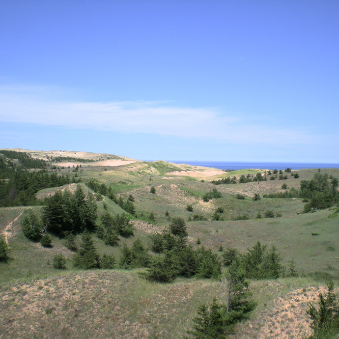 Best Upper Peninsula Hikes to Beat the Bugs