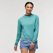 Load image into Gallery viewer, Cotopaxi Women&#39;s Sombra Sun Hoodie
