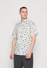 Load image into Gallery viewer, Kavu Men&#39;s The Jam Short Sleeve Shirt
