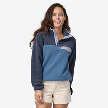 Load image into Gallery viewer, Patagonia Women&#39;s Lightweight Synchilla Snap-T Pullover
