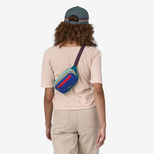 Load image into Gallery viewer, Patagonia Ultralight Black Hole Mini Hip Pack
