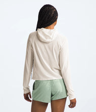 Load image into Gallery viewer, The North Face Women&#39;s Adventure Sun Hoodie
